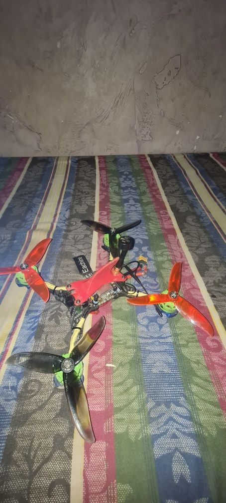 Fpv дрон весь 545 грам