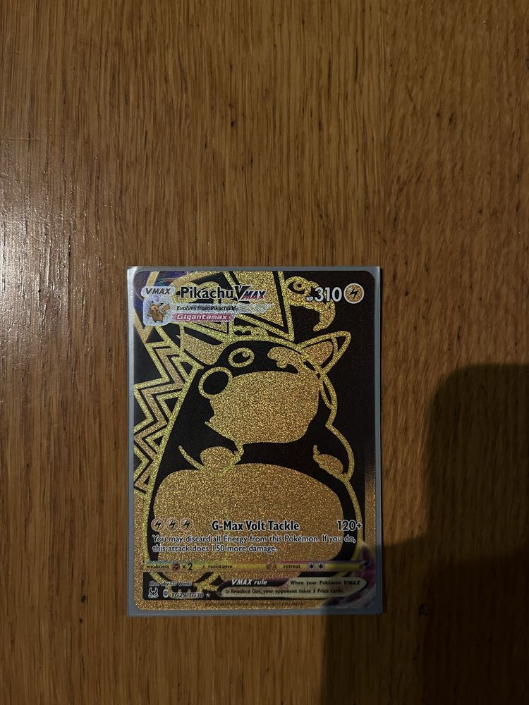 Pokemon карти в изрядно състояние