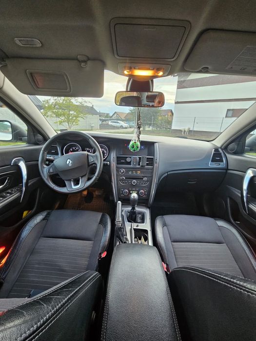 De vânzare Renault Latitude – 2011, benzină + GPL, 2.0, 140 CP
