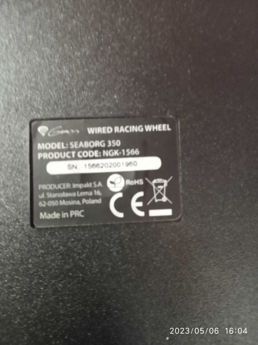 Vând volan cu pedale Genesys compatibil cu PC și PS 3