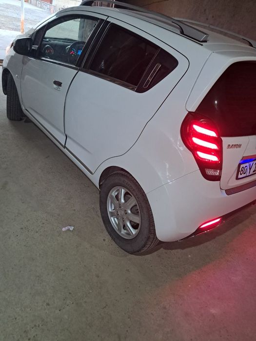 Spark sotiladi :  yili 2018, Aftamat karopka,Radnoy kraska narxi 7500$