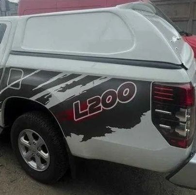 Кунг мицубиси L200 5 поколение.  Новый . Цвет белый . Цена без торга