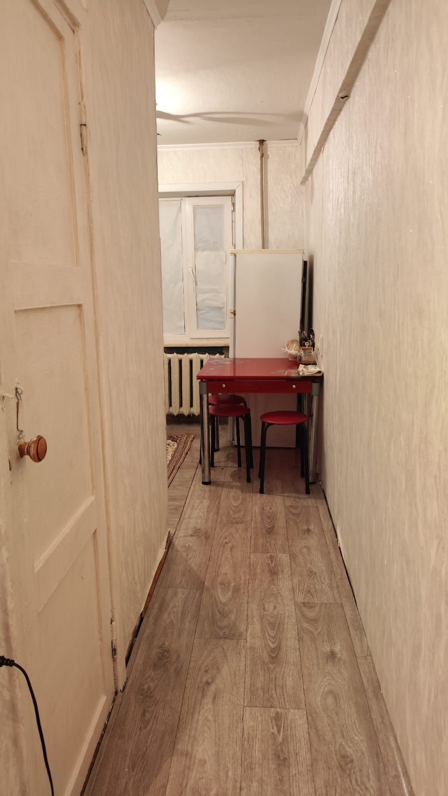 Продаётся 2-х комнатная,1 мкр-34