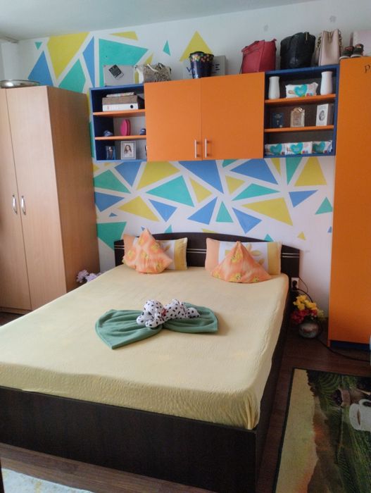 Vând apartament sau închiriez