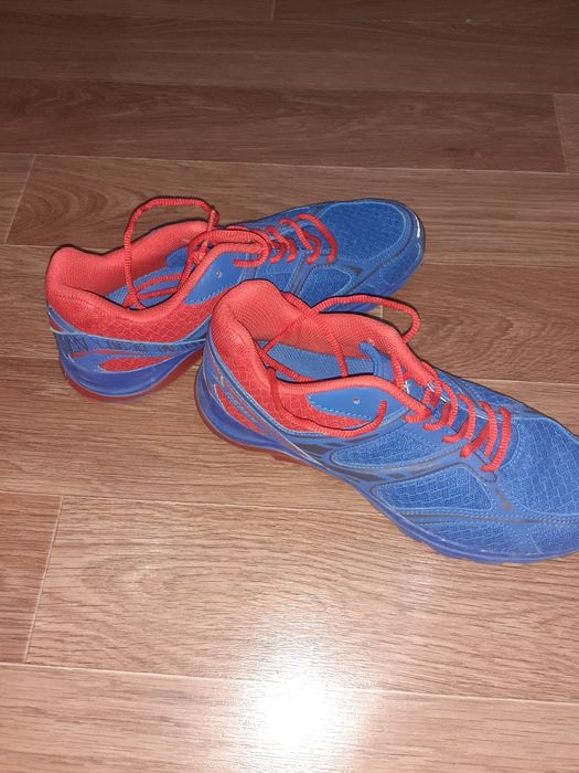 Фирменные кросы Demix