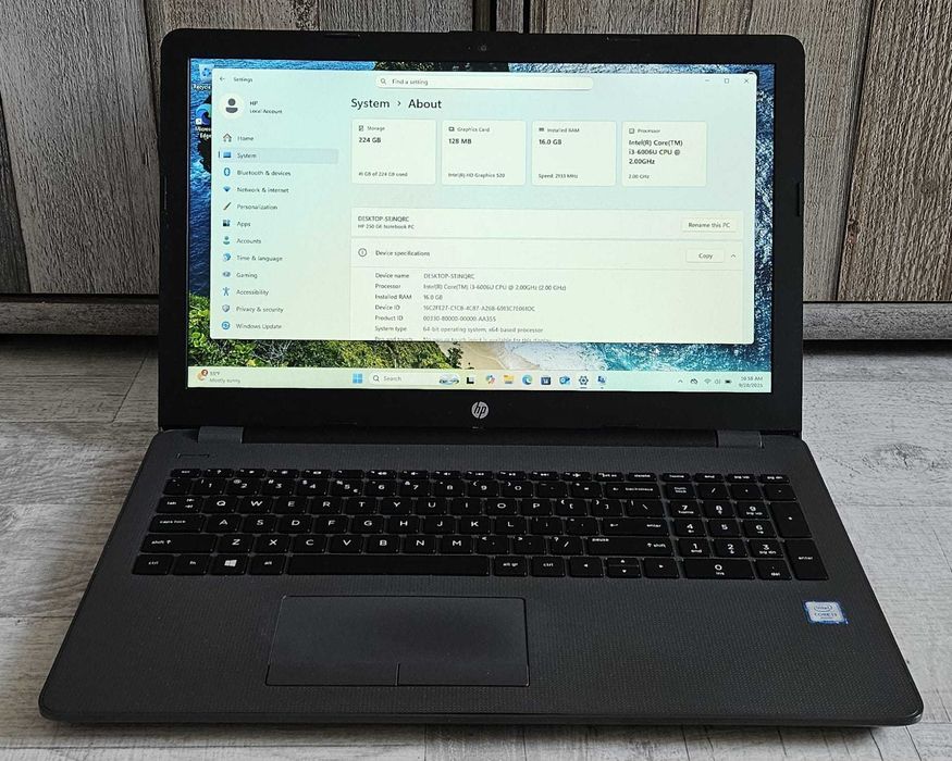 Laptop HP 250 G6 – i3-6006U, 16GB RAM, SSD 240GB