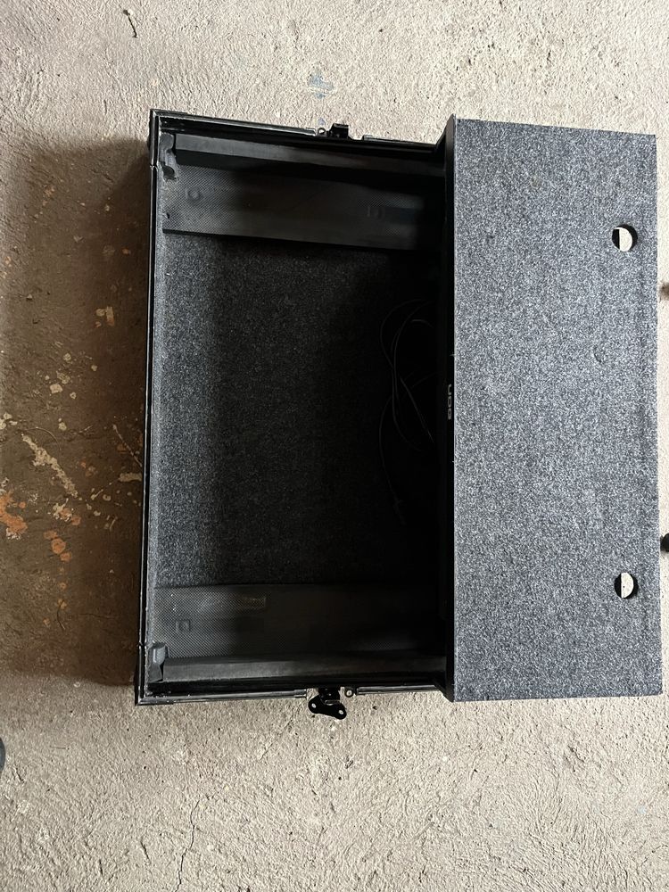 UDG flight case