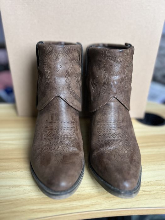 Каубойски дамски боти