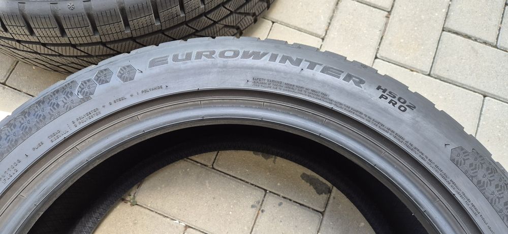 Oferta - Cauciucuri iarna Falken Eurowinter HS02PRO 235/50 R19