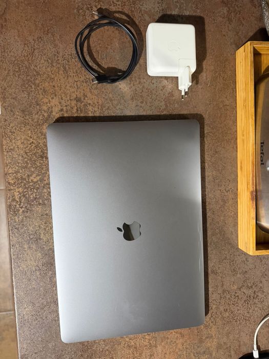 Vand macbook pro touchbar