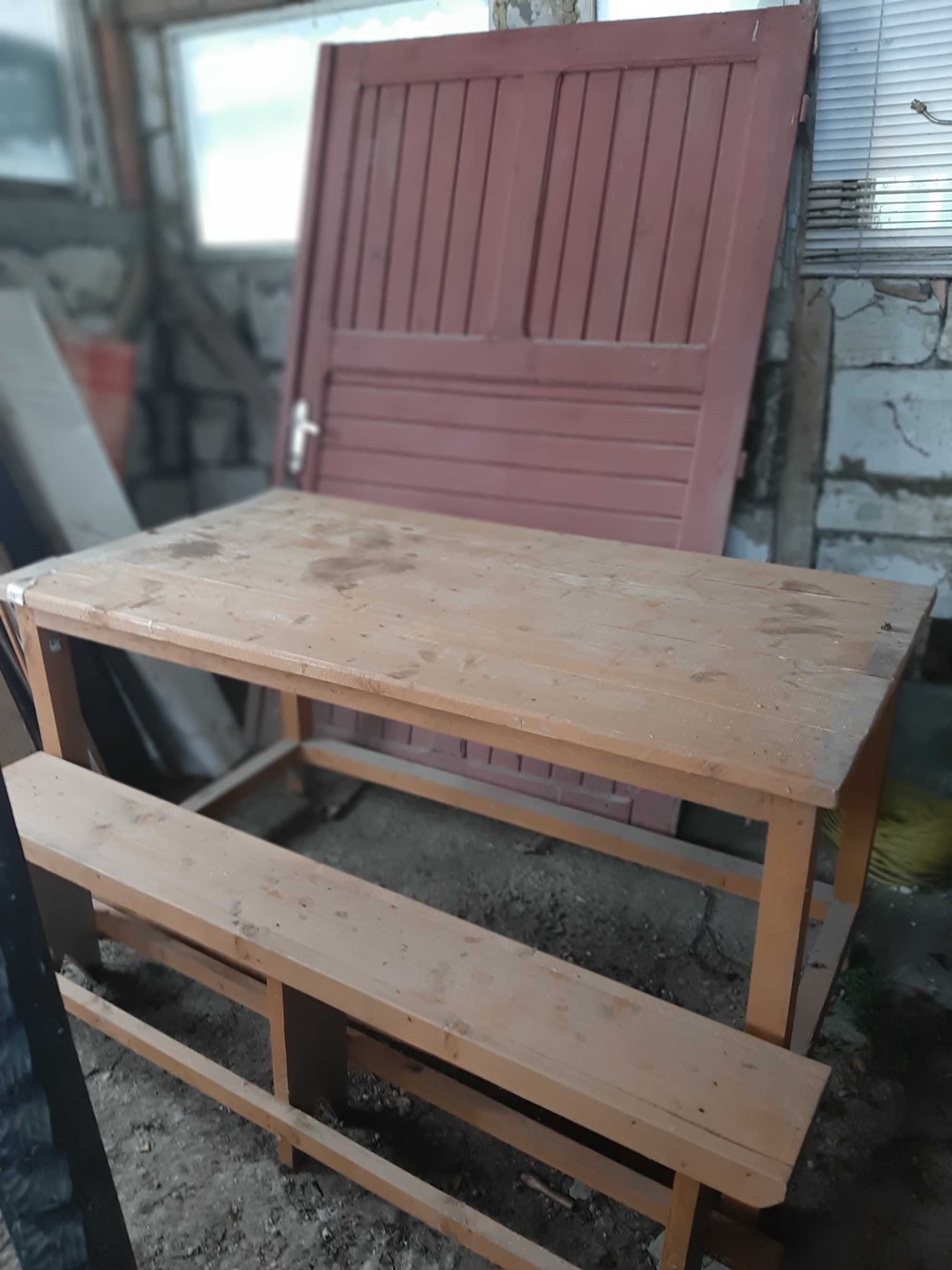 Vand masa si 2 bancute de gradina