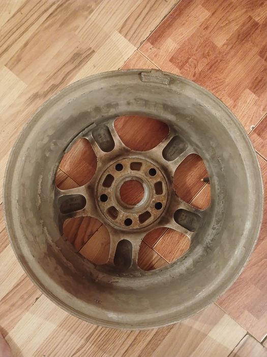 Титановый диск и колпак