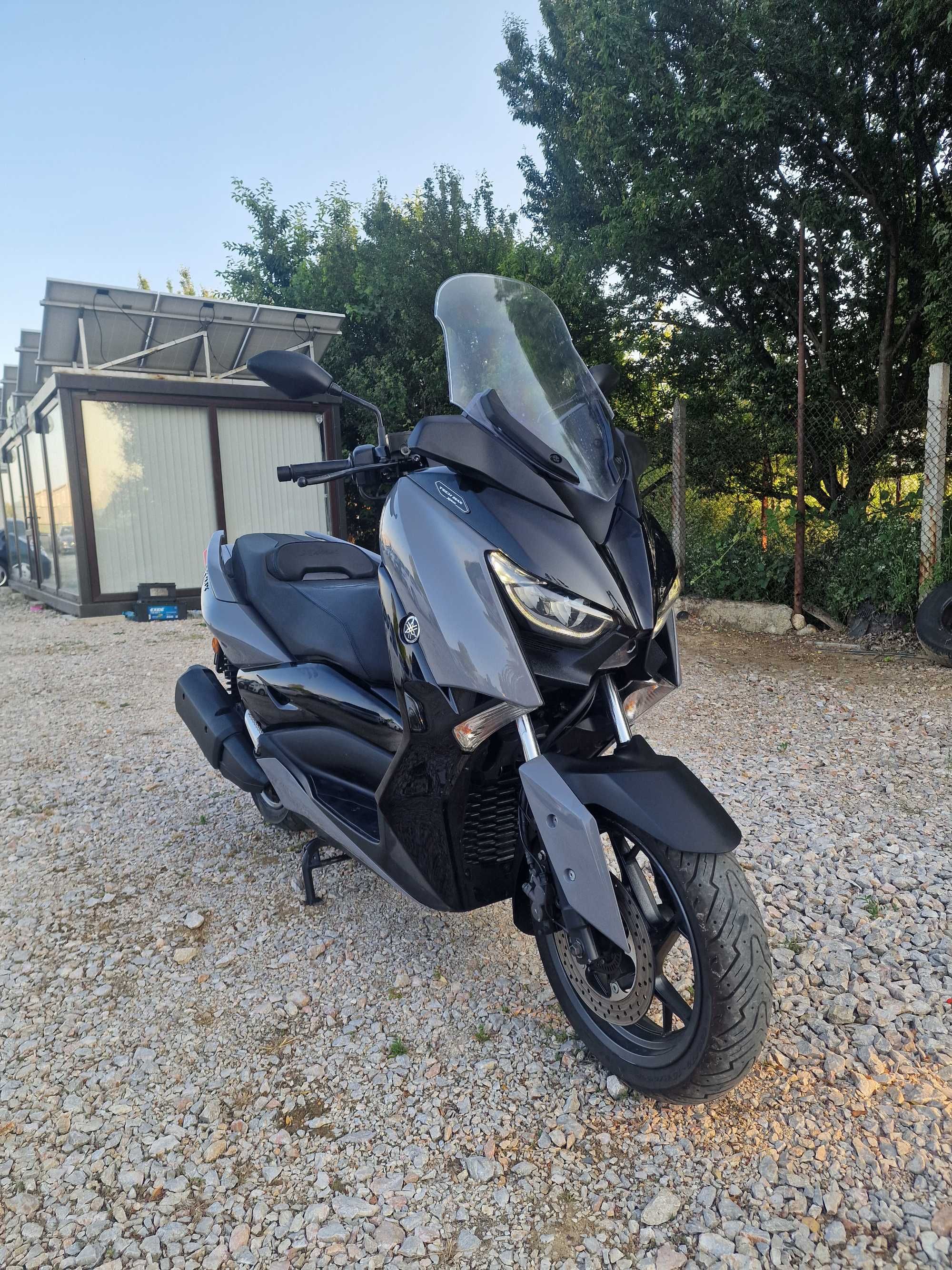 Yamaha x-max 300cc