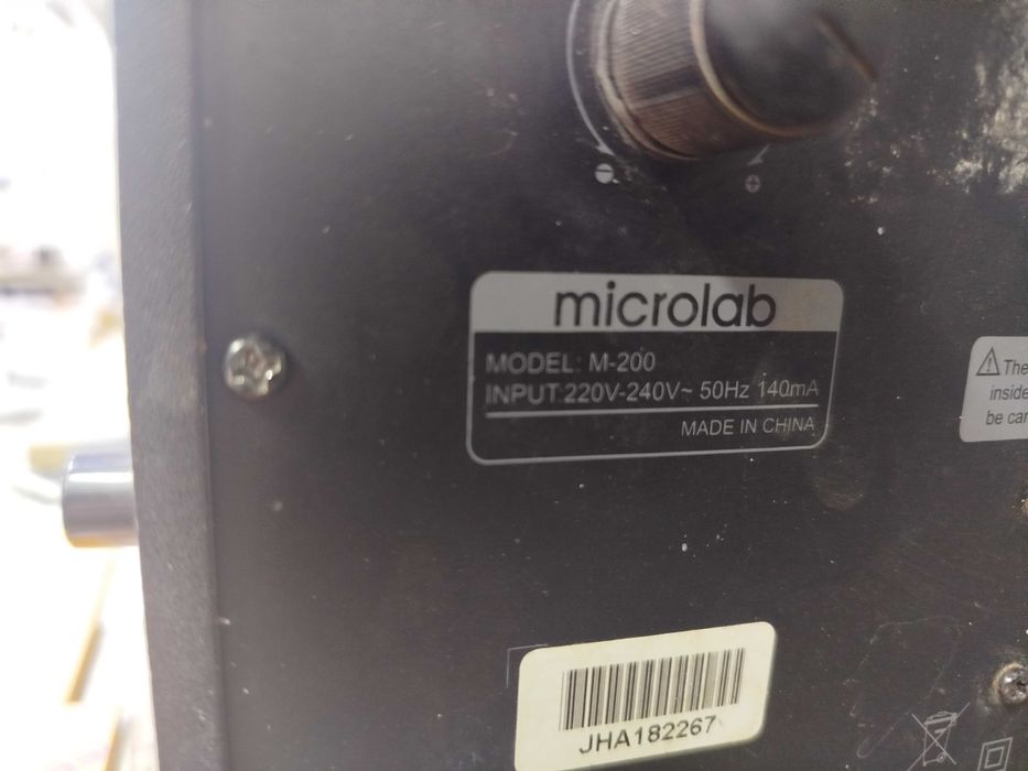 Продаю сабвуфер microlab