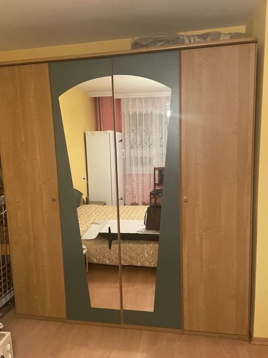 Спалня, гардероб, комод