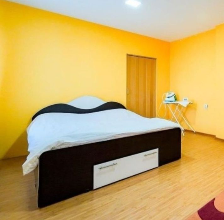 Cadru Pat mare matrimonial dublu dormitor cu sertar asternut patura