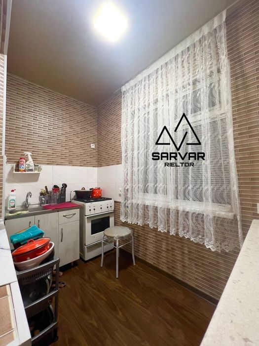 Продам 2/1/4 Ялангач Ширин базарчик