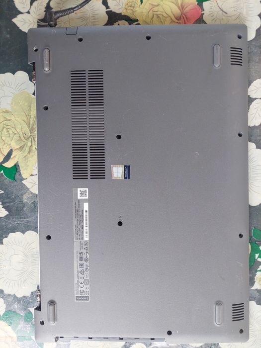 Laptop Lenovo ideapad 15IKB