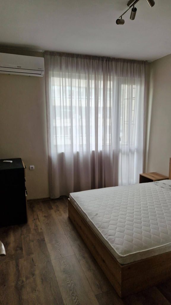 Продава се Тристаен апартамент в Варна, Колхозен пазар - 83 кв.м за 3073 €/кв.м - Снимка #7