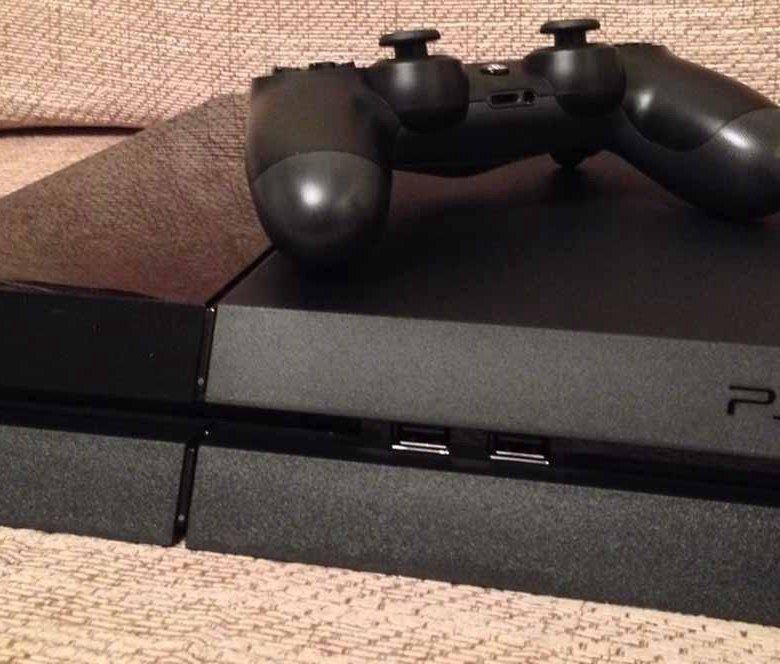 Продам sony playstation 4 с играми, или обмен на планшет