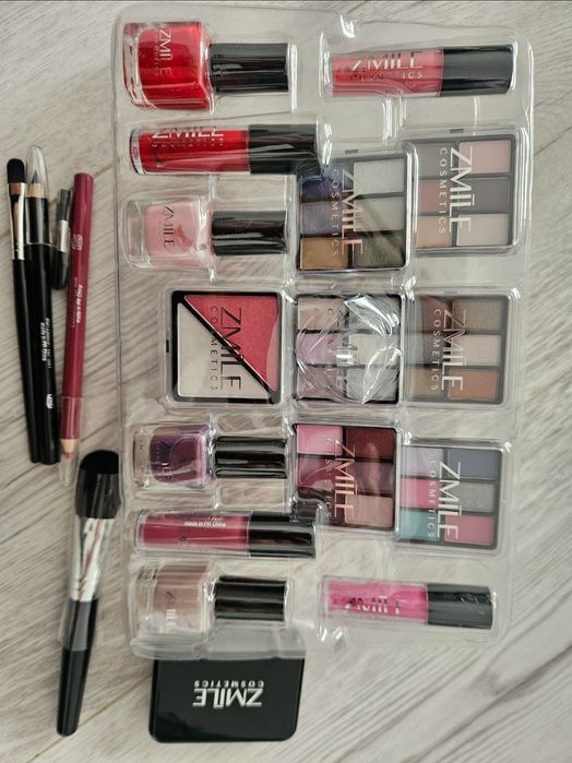 Produse machiaj NOI nesigilate