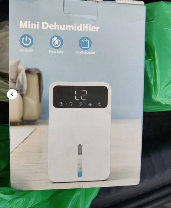 Мини влагоабсорбатор нов, тих с LCD дисплей и 12-часов таймер