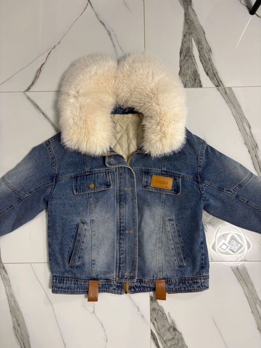 Дънкено яке с пух