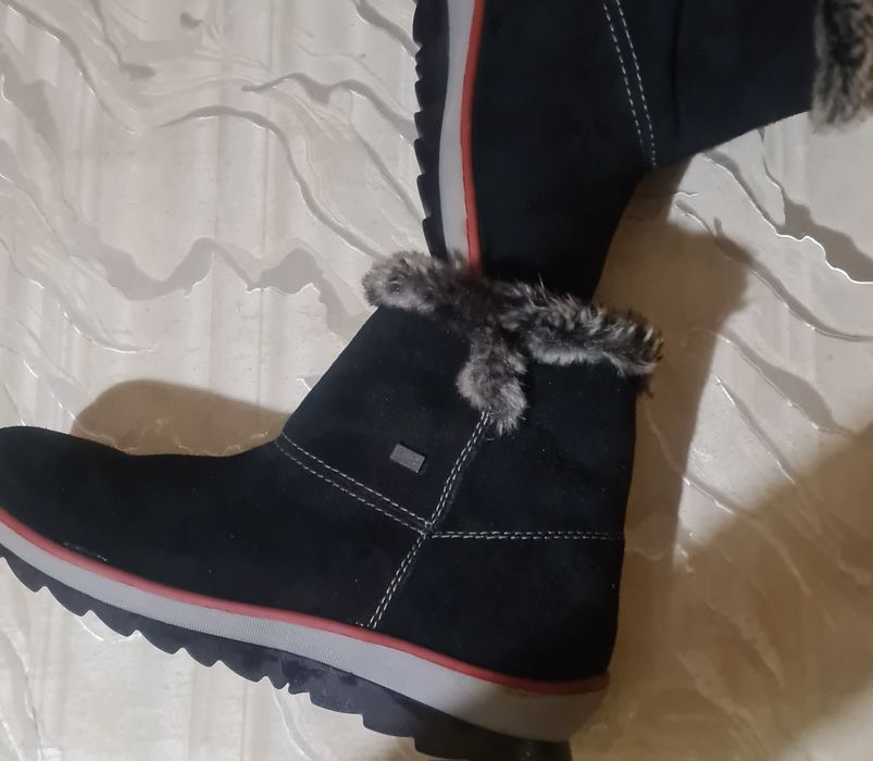 Нови оригинал  боти на  Rieker 41 номер