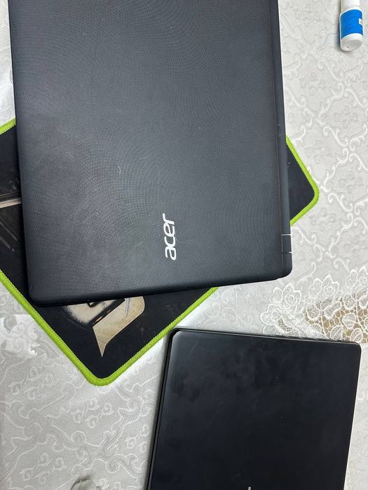 Ноутбук асер сотилади