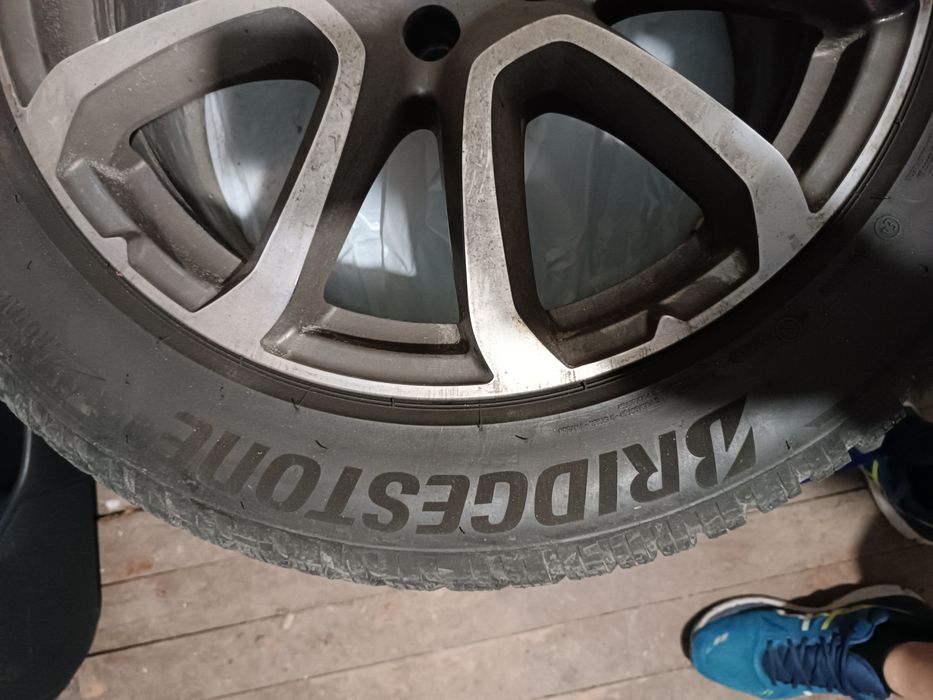 Джанти с гуми   265/50/19 5х114.3 Bridgestone