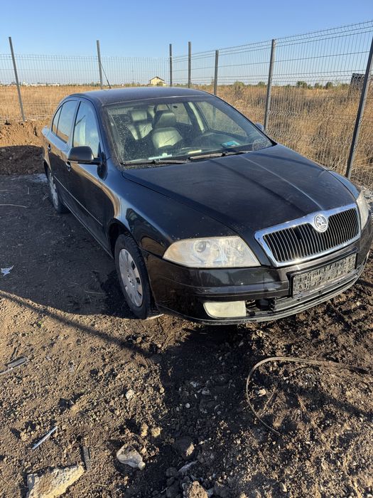 Dezmembrez dezmembrari skoda octavia 2 1.9 BXE 105 cai lc9x xenon