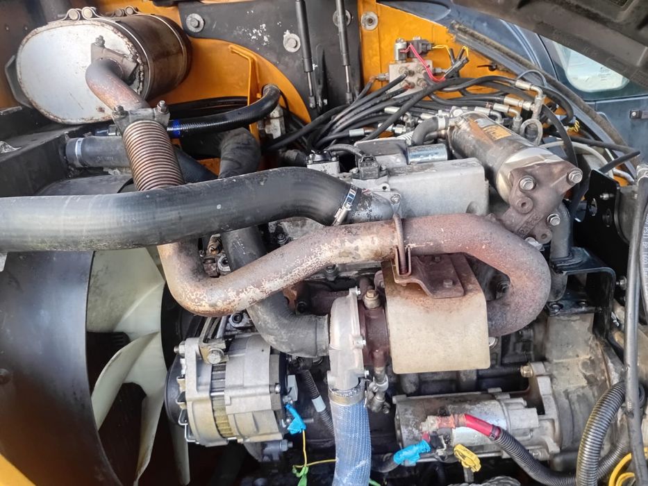 Miniexcavator/excavator JCB 8 tone 2011