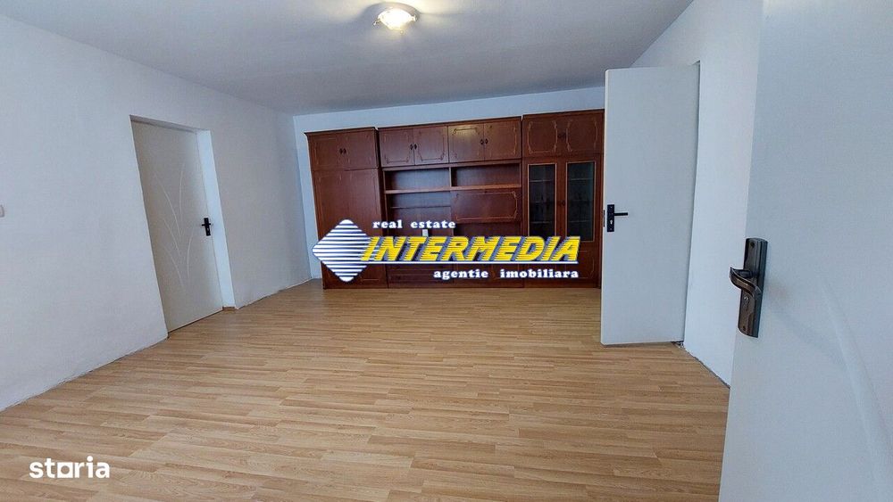 Apartament cu 2 camere la casa in Blaj zona Centrala