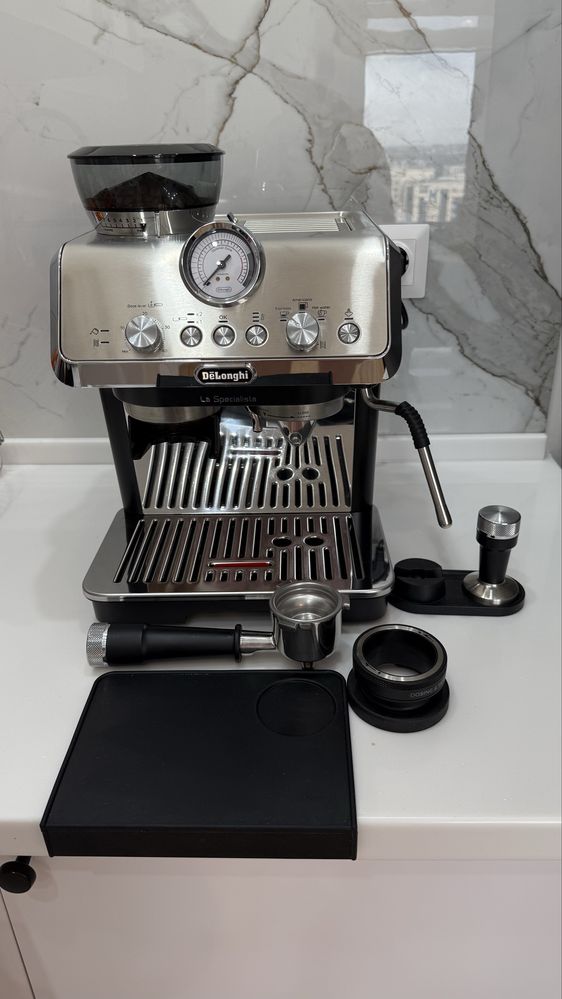 Кофемашина Delonghi
