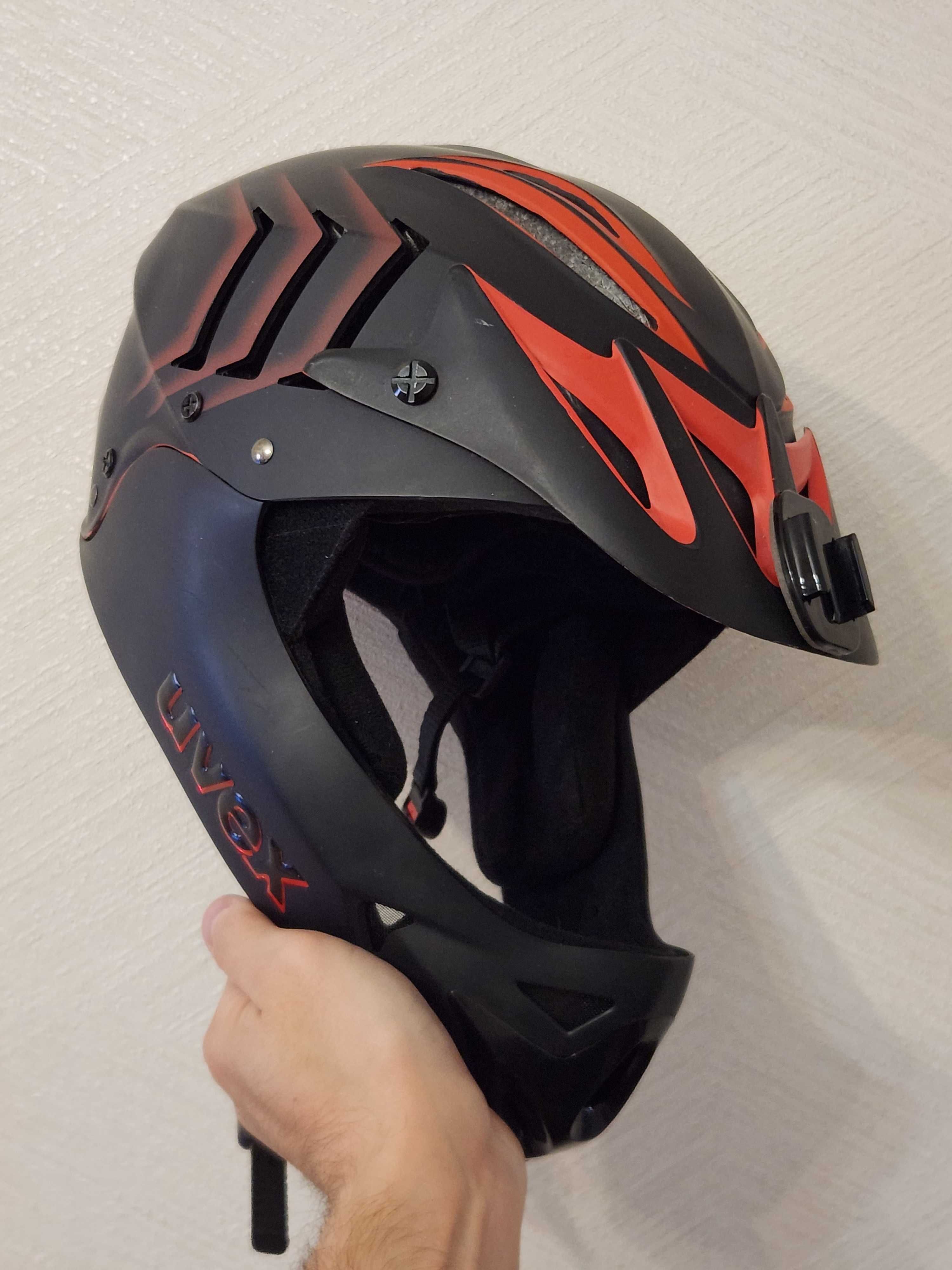 Шлем UVEX для экстремальных видов спорта