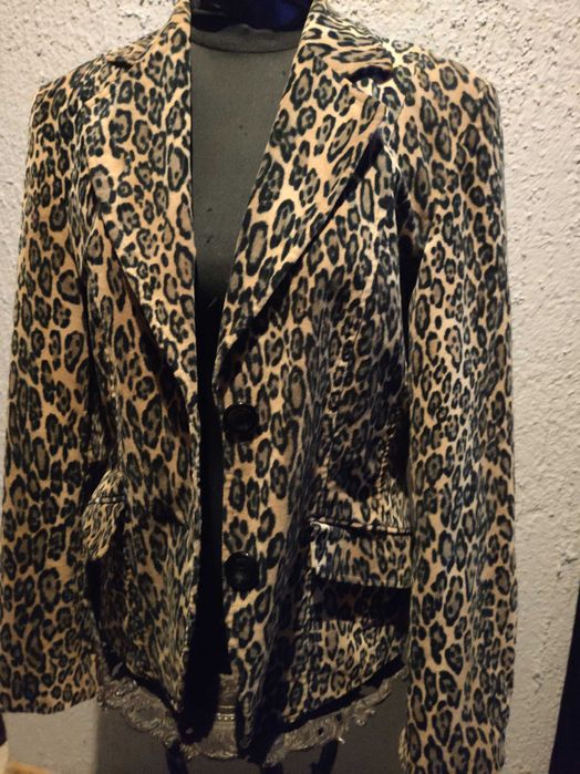 Bianca sacou/ jachetă animal print
