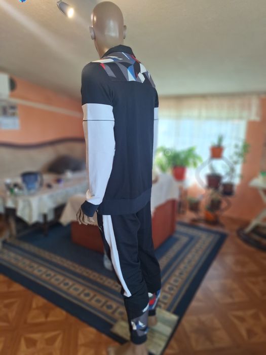 Спортни анцунзи различни