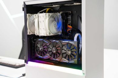 Black & White Game PC - Ryzen 3 / RX580 8GB / 16GB / NVMe 512GB