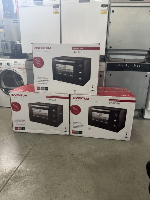 Компактна електрическа фурна с конвекция,