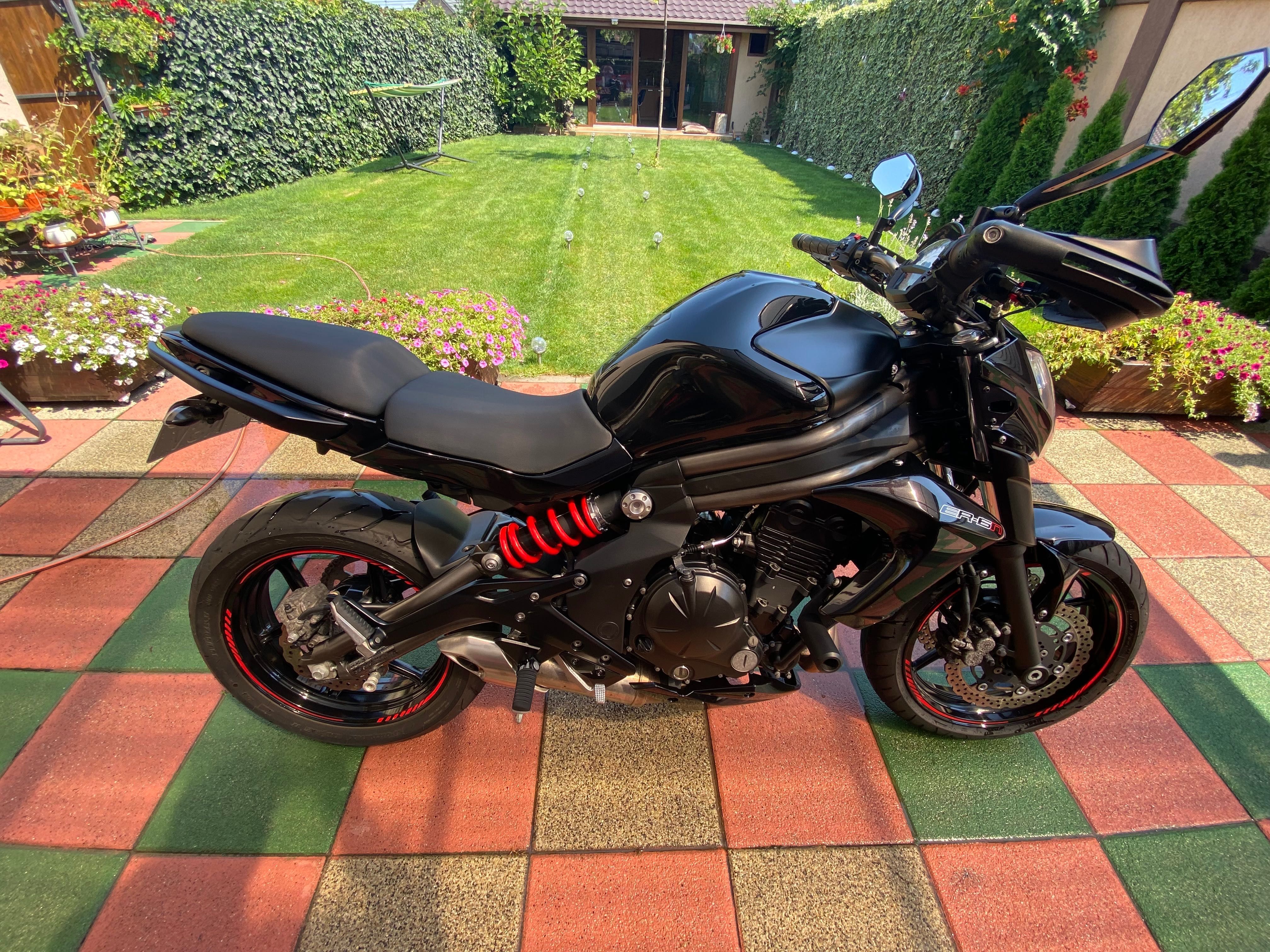 Kawasaki er6-N 2012