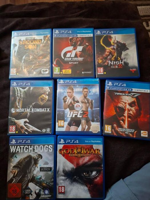 Vând jocuri Ps 4