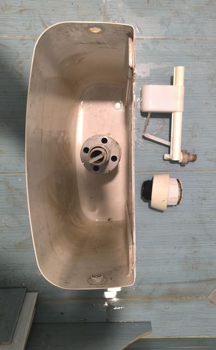 Огледало + казанче за тоалетна