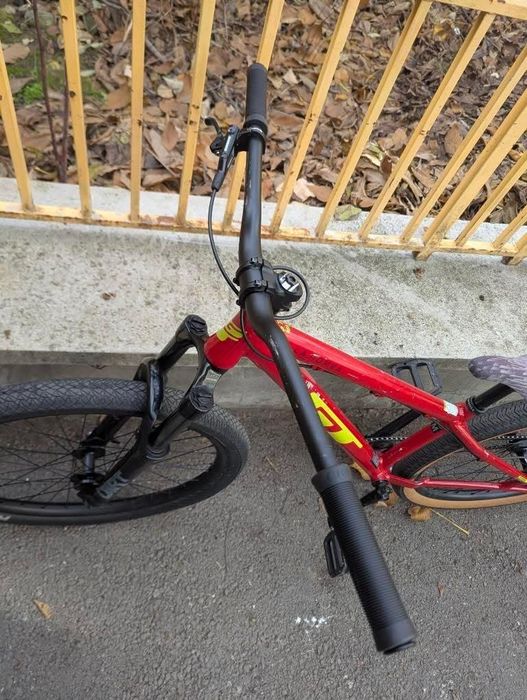 GT labomba custom Dirtjump