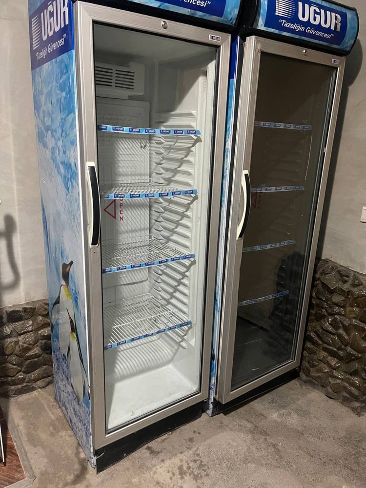 Продаётся холодильники 2 шт.
