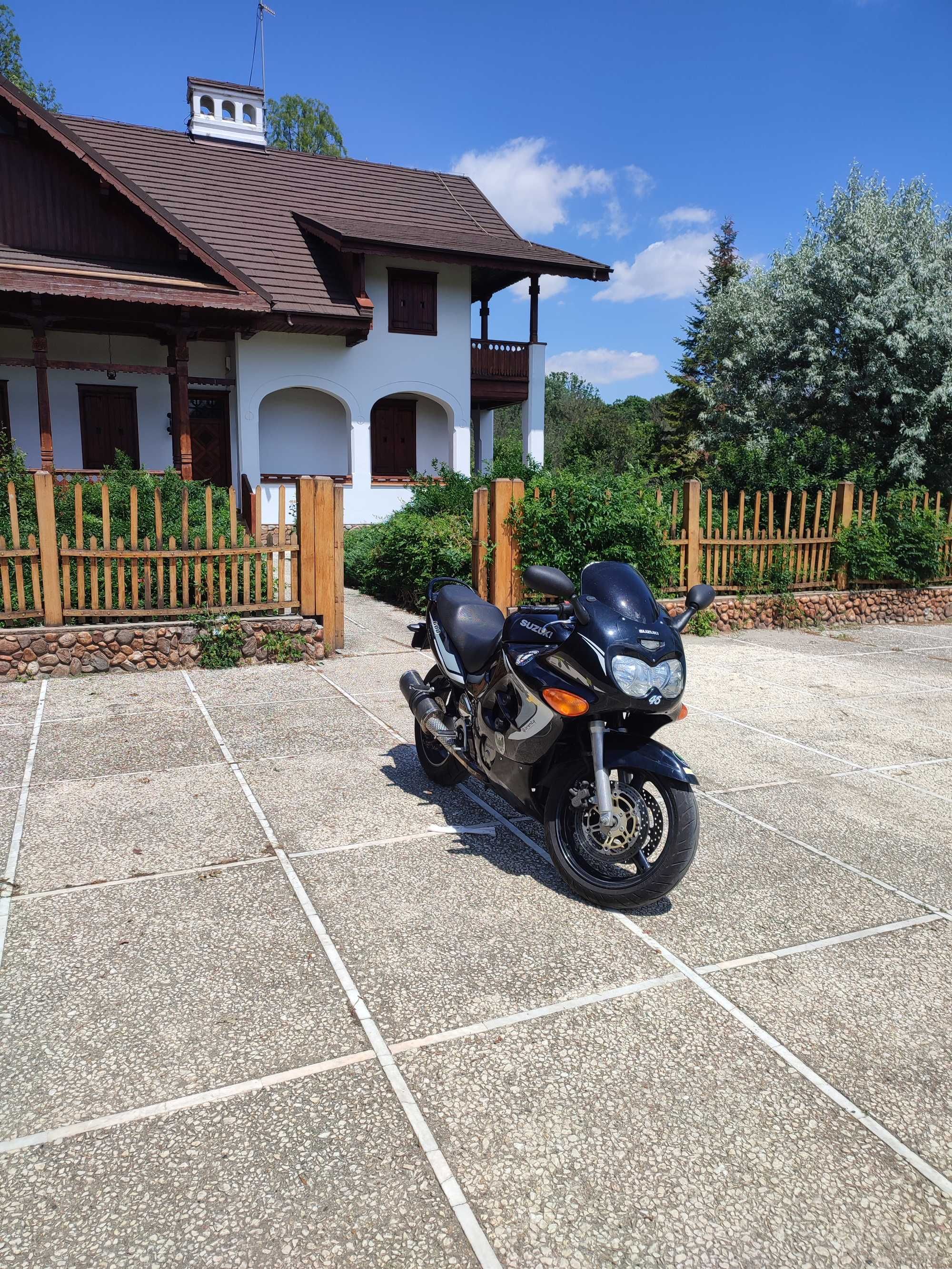 Vând Suzuki gsxf 600 kataan