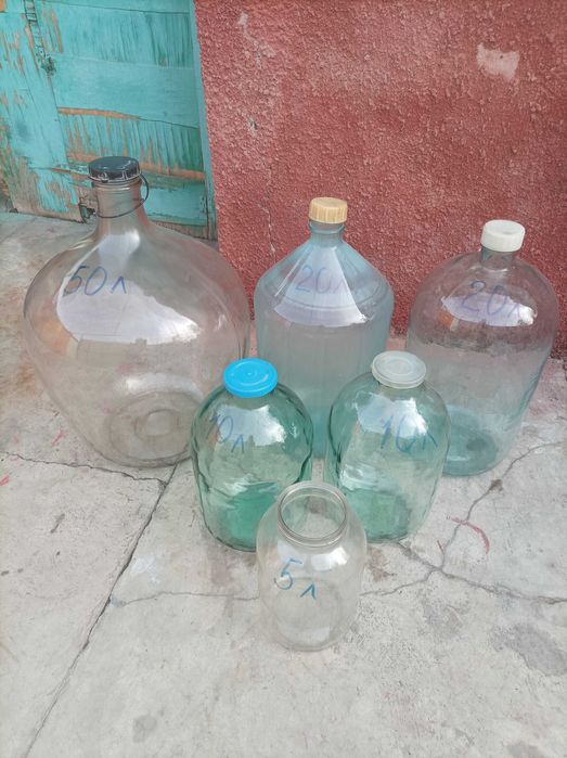 Стеклянные бутыли