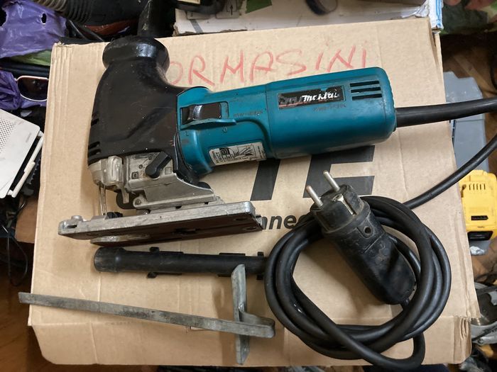 Pendular Șoricel Makita 4341-CT 720w cu Regulator