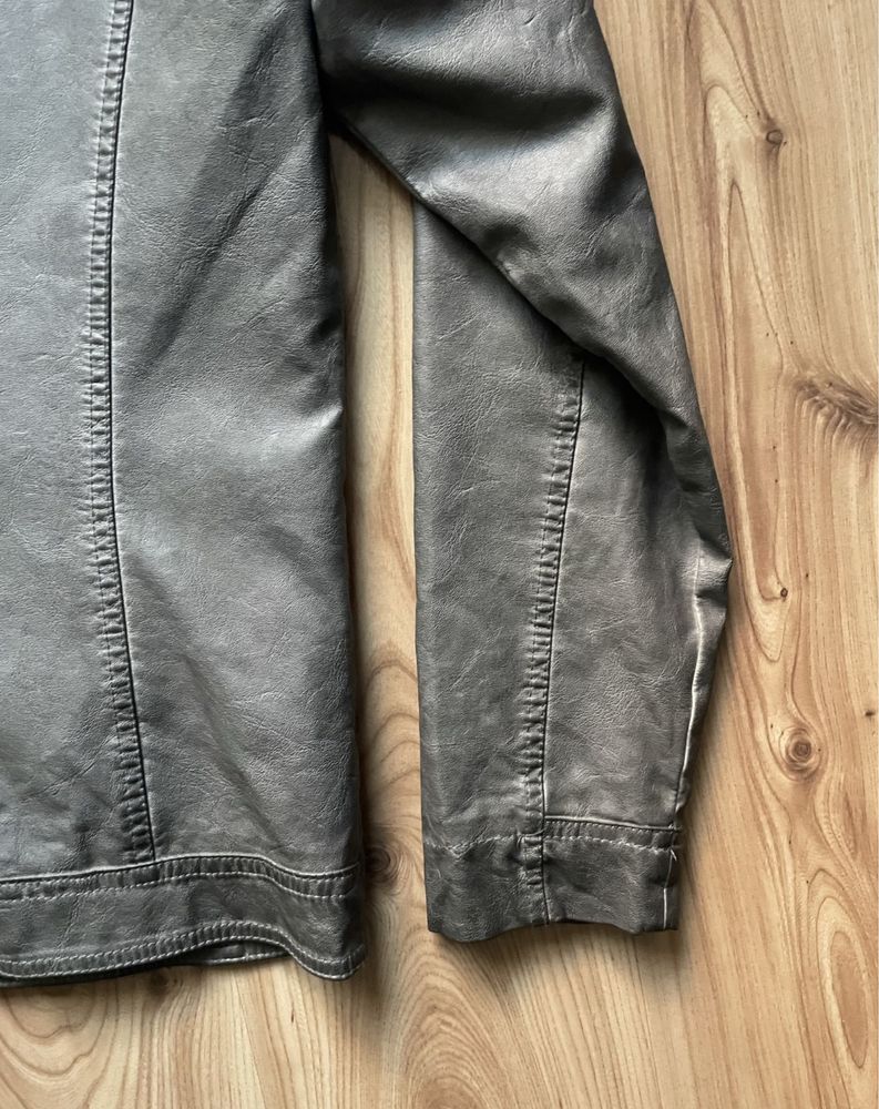 GUESS / мъжко кожено яке L
