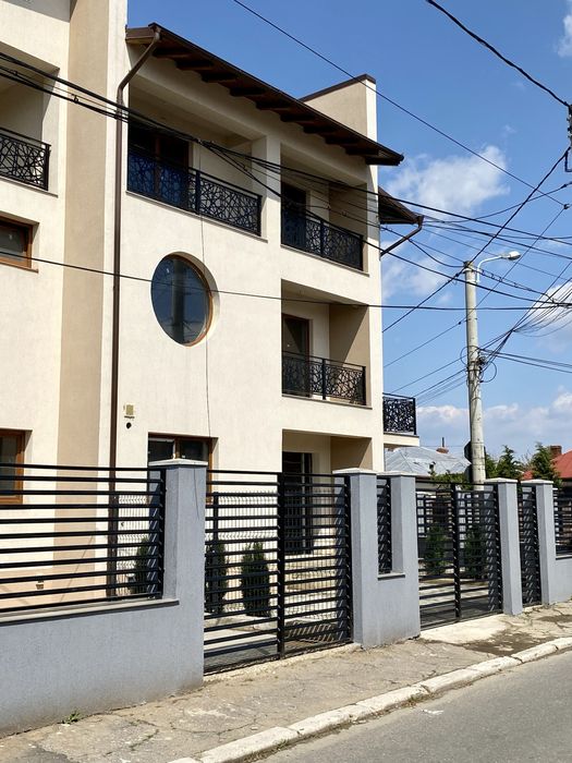 Vand casa in Ploiesti | PROPRIETAR