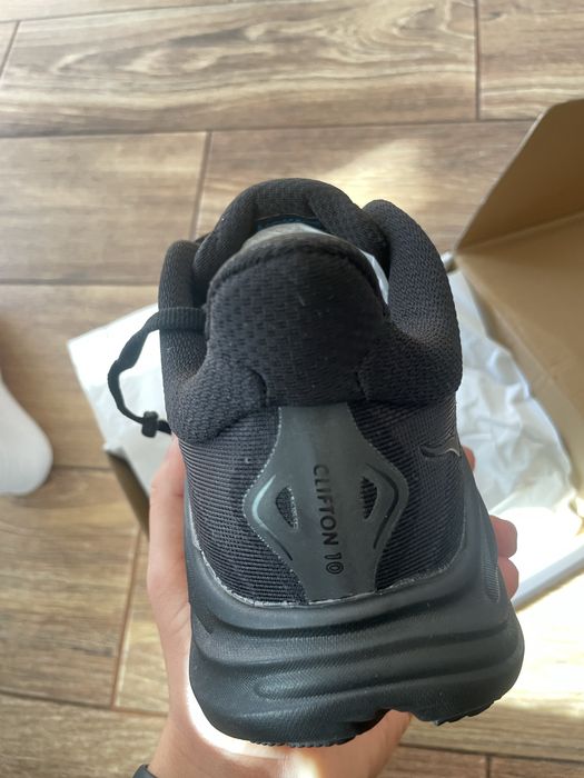 Hoka clifton 7, marime 43